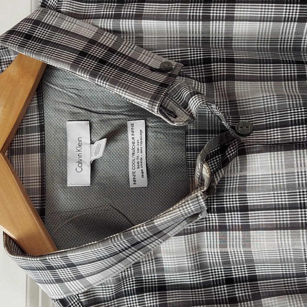 Calvin Klein men's long sleeve button up shirt